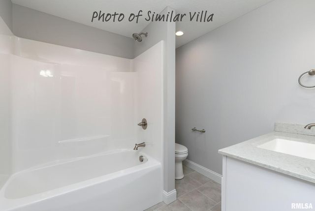 6 FRANK Court, Le Claire, IA 52753