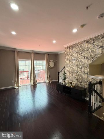 8307 GREEN GRASS RD, Laurel, MD 20724
