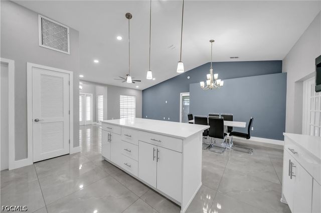 538 Whispering Wind BEND, Lehigh Acres, FL 33974