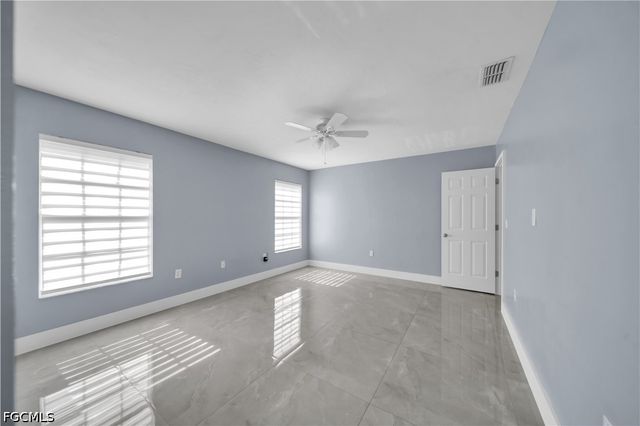 538 Whispering Wind BEND, Lehigh Acres, FL 33974