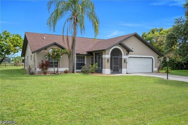 538 Whispering Wind BEND, Lehigh Acres, FL 33974