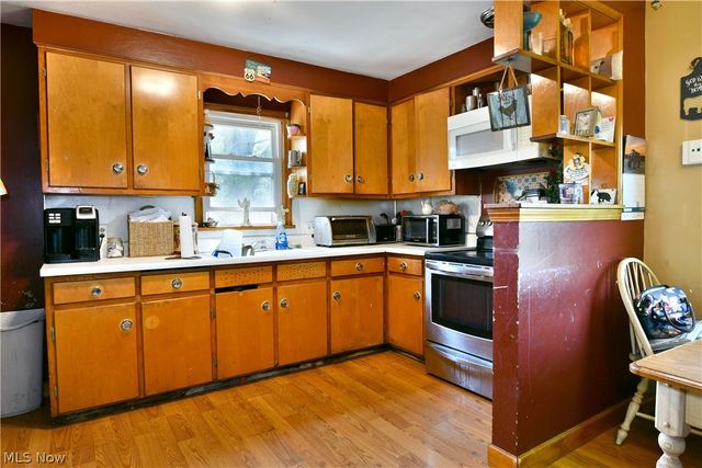 7374 Ranier Trail, Youngstown, OH 44512