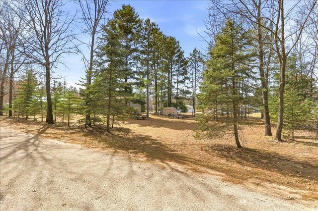 2117 Leona Street, Friendship, WI 53934