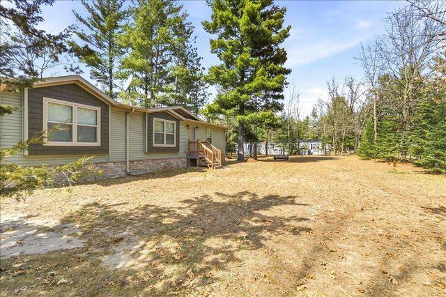 2117 Leona Street, Friendship, WI 53934