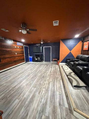 1045 S Pepperidge Drive, Lancaster, TX 75134