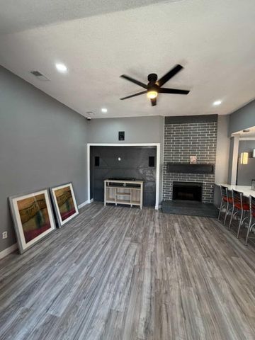 1045 S Pepperidge Drive, Lancaster, TX 75134