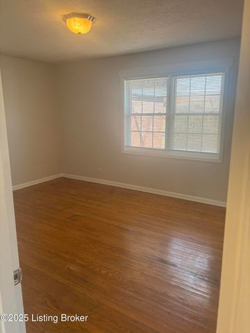 3802 Nanz Ave 8, Louisville, KY 40207