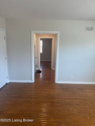 3802 Nanz Ave 8, Louisville, KY 40207