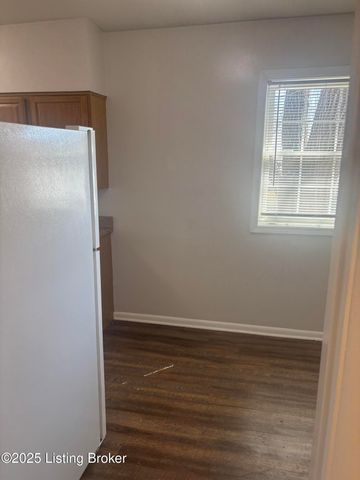 3802 Nanz Ave 8, Louisville, KY 40207