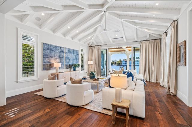 1002 Seasage Drive, Delray Beach, FL 33483