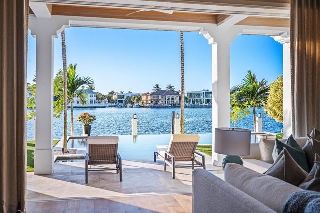 1002 Seasage Drive, Delray Beach, FL 33483