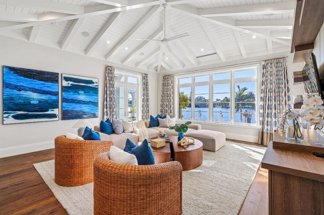 1002 Seasage Drive, Delray Beach, FL 33483