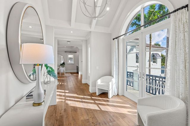 1002 Seasage Drive, Delray Beach, FL 33483