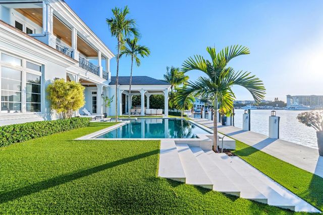 1002 Seasage Drive, Delray Beach, FL 33483