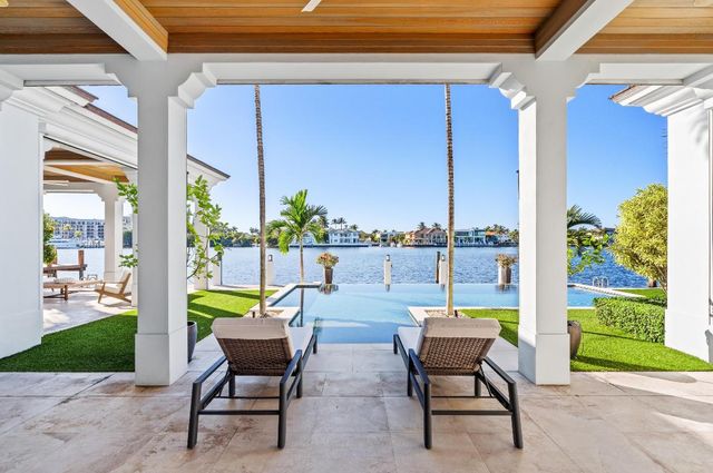 1002 Seasage Drive, Delray Beach, FL 33483