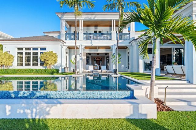 1002 Seasage Drive, Delray Beach, FL 33483