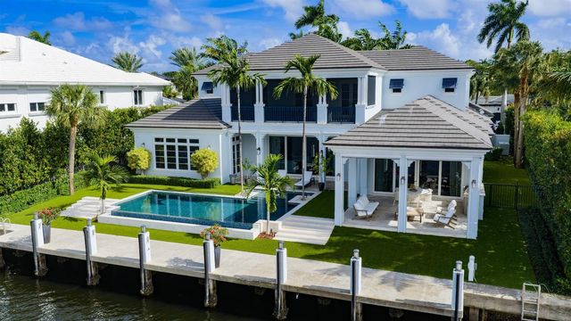 1002 Seasage Drive, Delray Beach, FL 33483