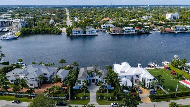 1002 Seasage Drive, Delray Beach, FL 33483