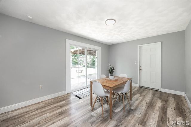 117 Williamsburg Drive, Belleville, IL 62221