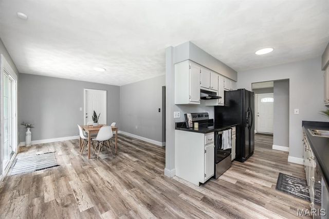 117 Williamsburg Drive, Belleville, IL 62221