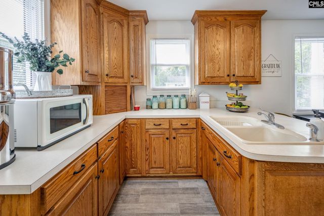 1806 2nd Avenue, West Columbia, SC 29169
