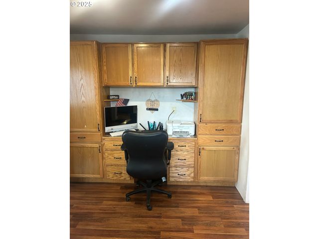 122 Ne 4TH St, Willamina, OR 97396