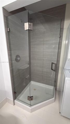 21205 Yacht Club Dr 204, Aventura, FL 33180