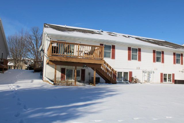 800 Chief Kewaskum PLACE, Kewaskum, WI 53040