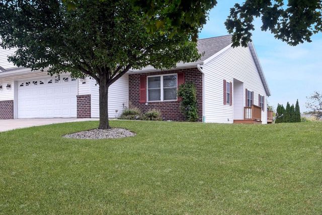 800 Chief Kewaskum PLACE, Kewaskum, WI 53040