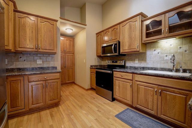 800 Chief Kewaskum PLACE, Kewaskum, WI 53040