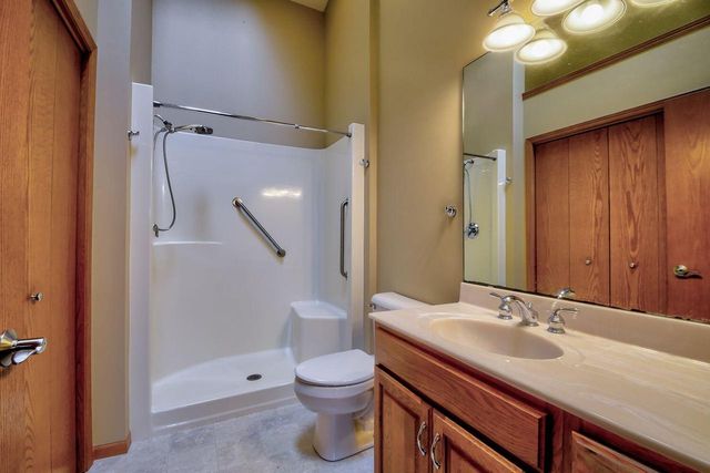 800 Chief Kewaskum PLACE, Kewaskum, WI 53040