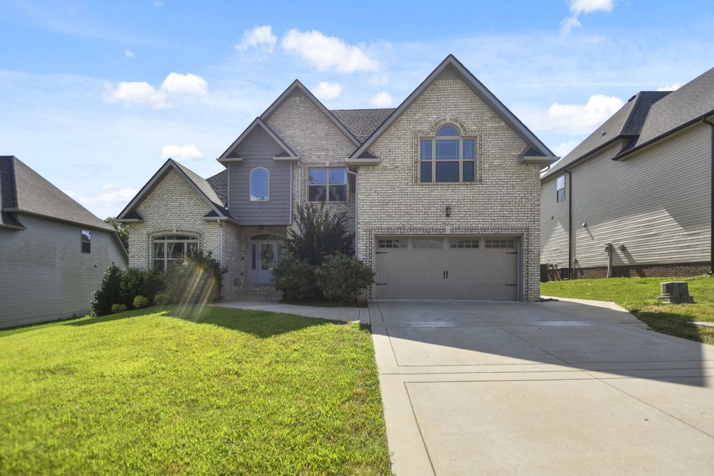 1242 Ridge Meadow Drive, Clarksville, TN 37042