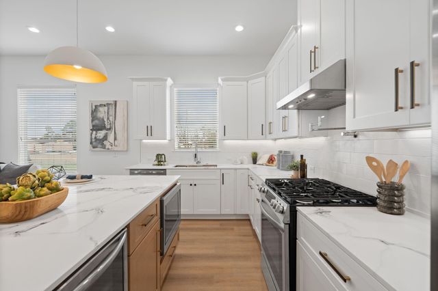 4752 Martin Hill Street, Houston, TX 77018