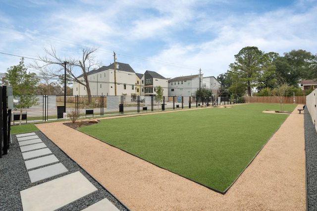 4752 Martin Hill Street, Houston, TX 77018