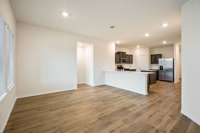 1324 Stuarts Forest Drive, Denton, TX 76207