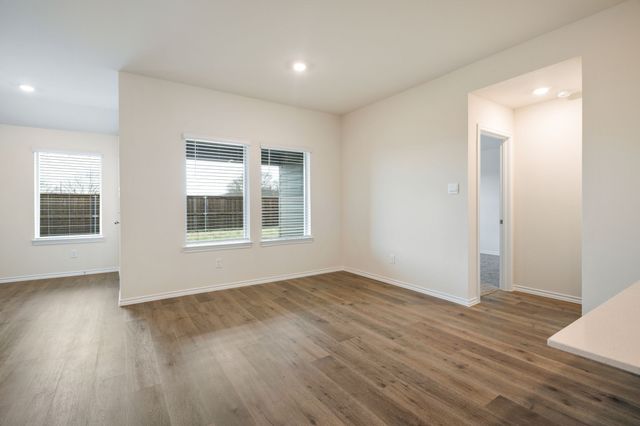 1324 Stuarts Forest Drive, Denton, TX 76207