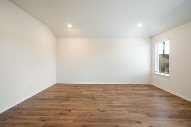 1324 Stuarts Forest Drive, Denton, TX 76207