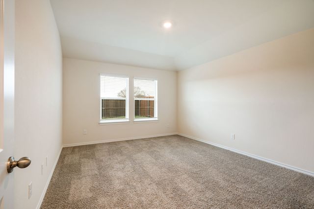 1324 Stuarts Forest Drive, Denton, TX 76207