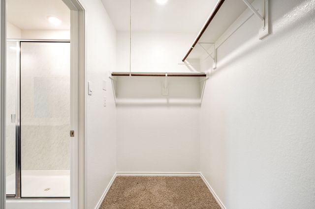 1324 Stuarts Forest Drive, Denton, TX 76207