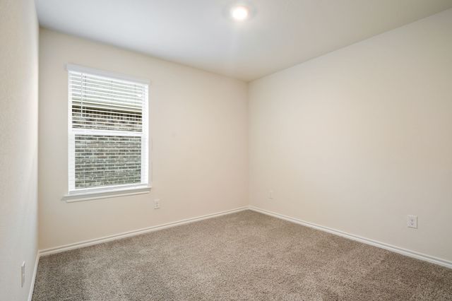 1324 Stuarts Forest Drive, Denton, TX 76207