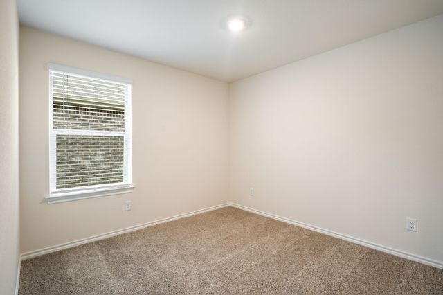 1324 Stuarts Forest Drive, Denton, TX 76207