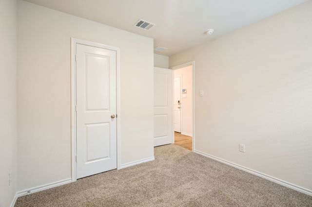 1324 Stuarts Forest Drive, Denton, TX 76207