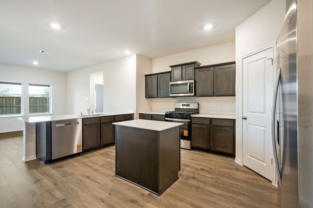 1324 Stuarts Forest Drive, Denton, TX 76207