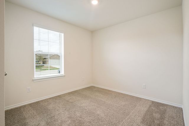 1324 Stuarts Forest Drive, Denton, TX 76207