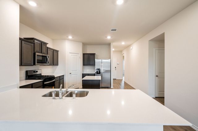 1324 Stuarts Forest Drive, Denton, TX 76207