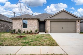 1324 Stuarts Forest Drive, Denton, TX 76207