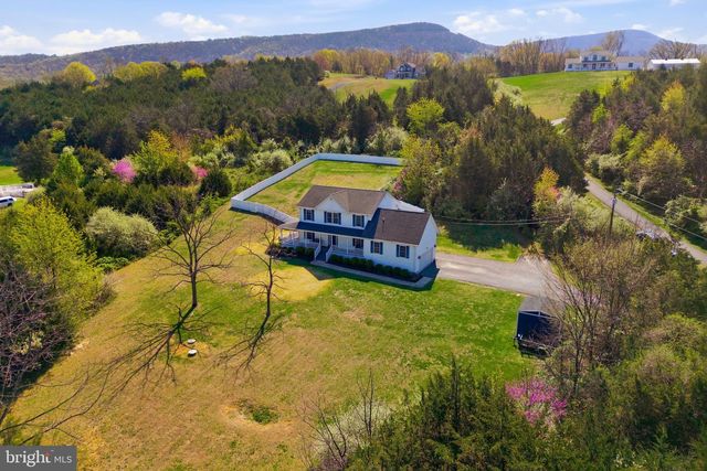 75 OAK HILL DR, Front Royal, VA 22630