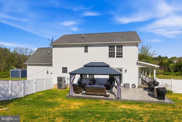 75 OAK HILL DR, Front Royal, VA 22630