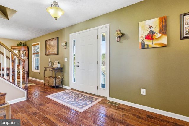 75 OAK HILL DR, Front Royal, VA 22630