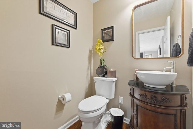 75 OAK HILL DR, Front Royal, VA 22630